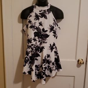 Molly & Erica white,grey & black top